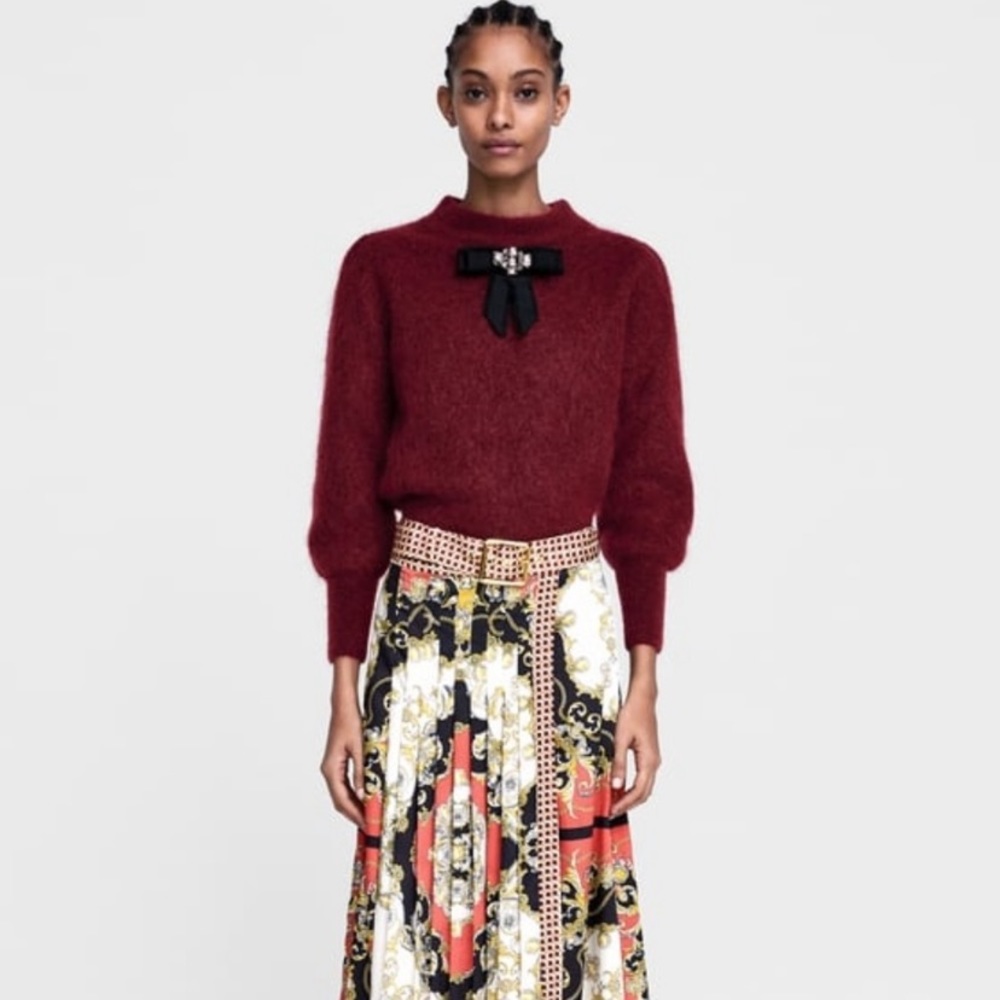 ZARA Woman Pleated Chain Skirt